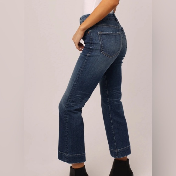 Dear John JEANNE SUPER HIGH RISE CROPPED FLARE JEANS Medium Wash Women’s size 25 - Picture 2 of 8